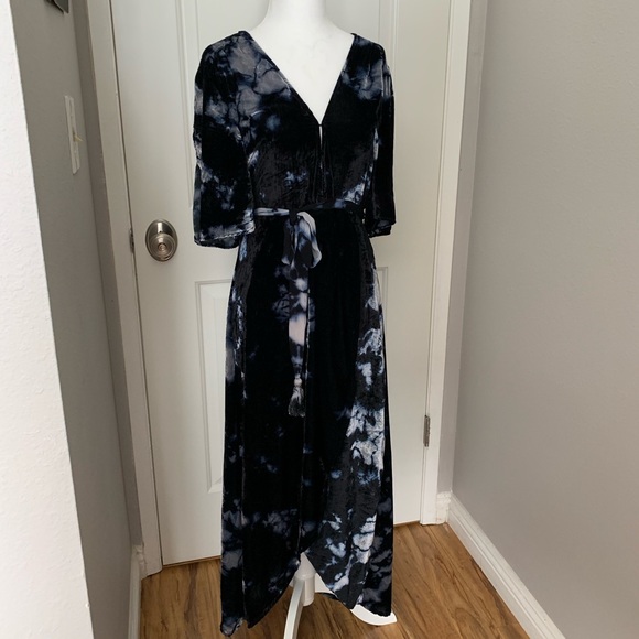 Gypsy 05 Dresses & Skirts - Gypsy 05 velvet dress